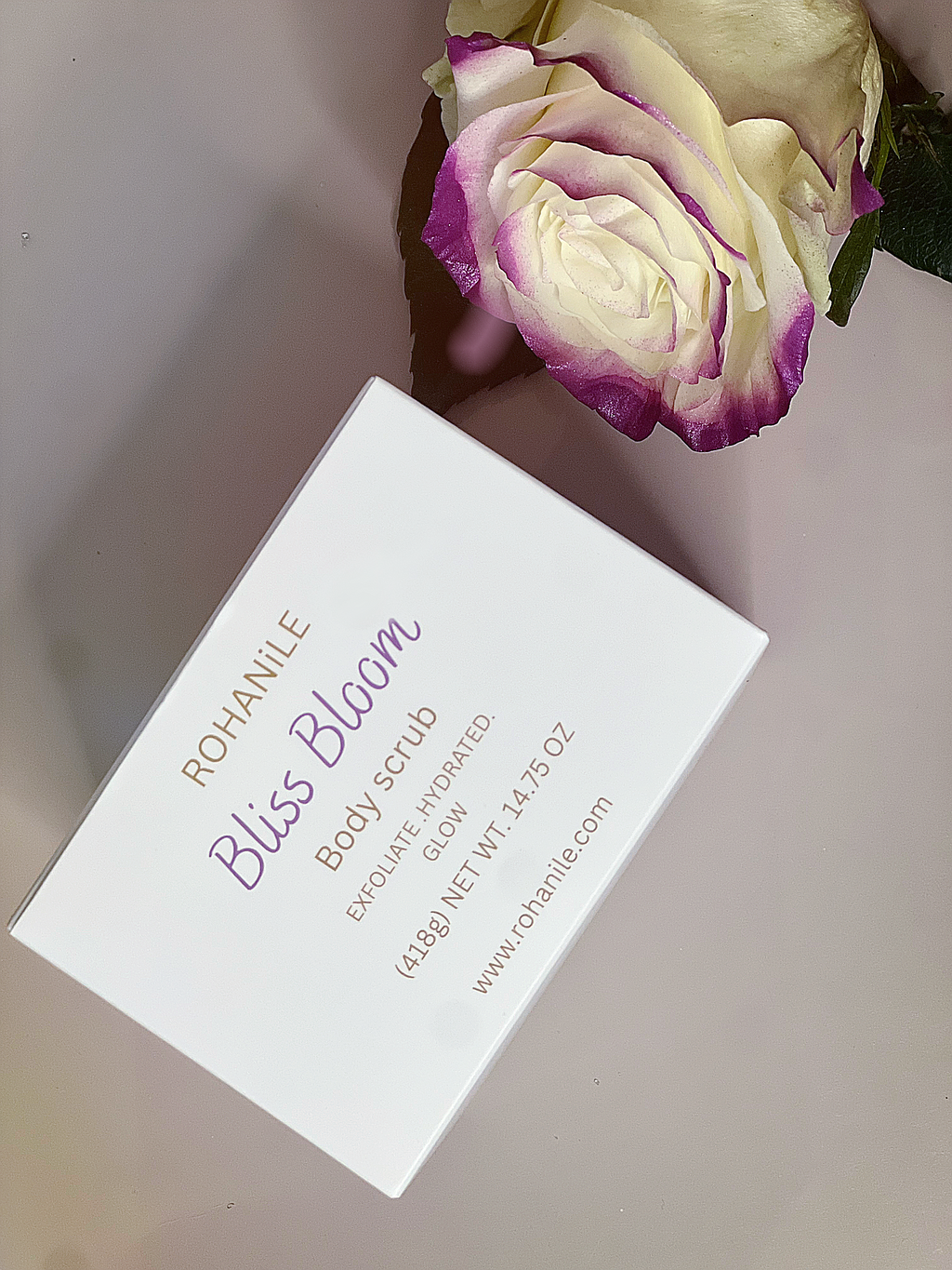 Bliss Bloom body scrub